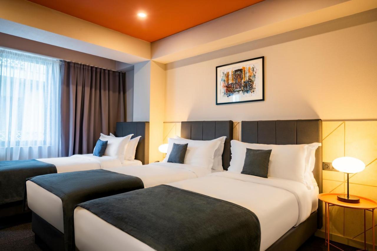 Reikartz King Tamar Tbilisi Hotel Exterior photo