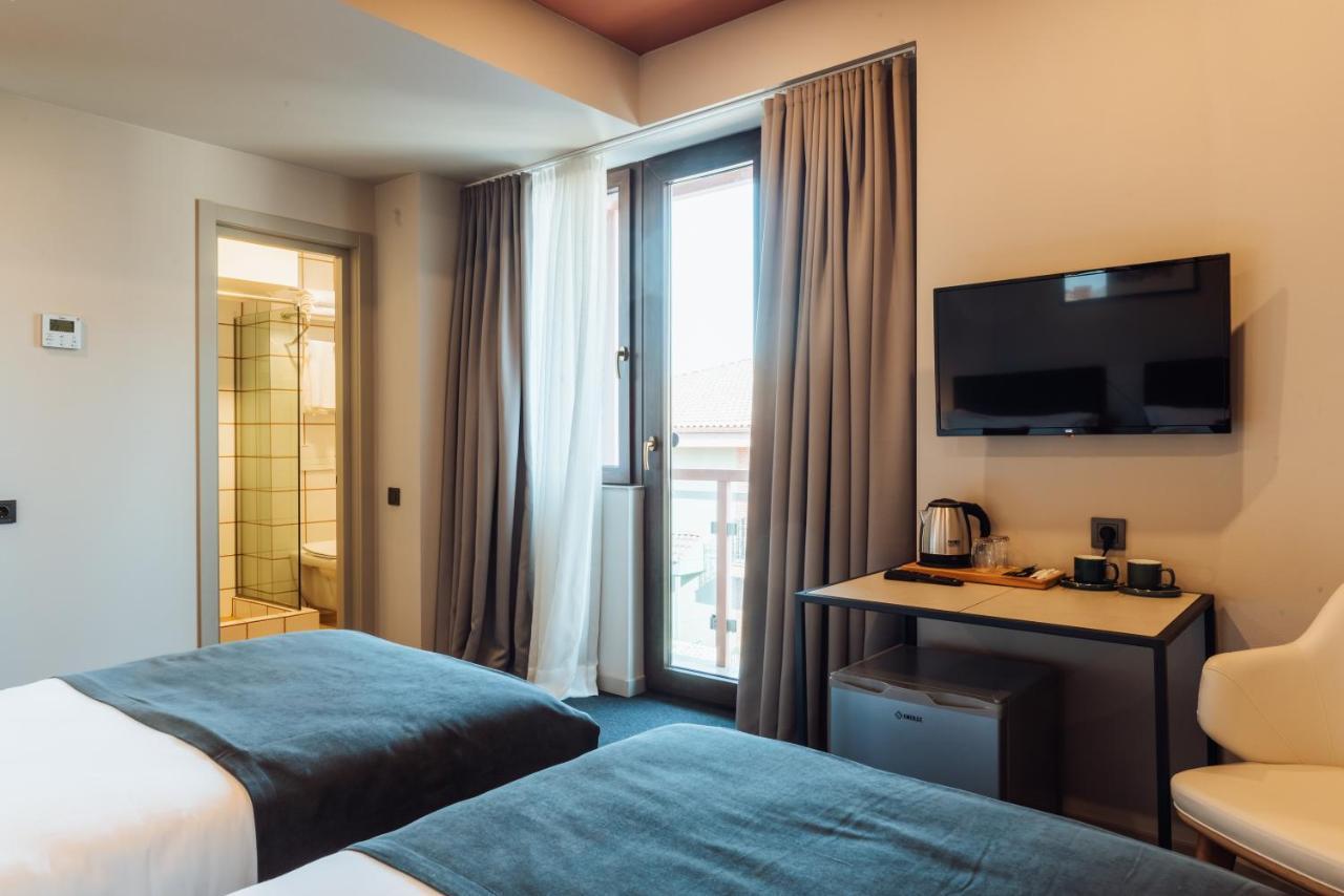 Reikartz King Tamar Tbilisi Hotel Exterior photo